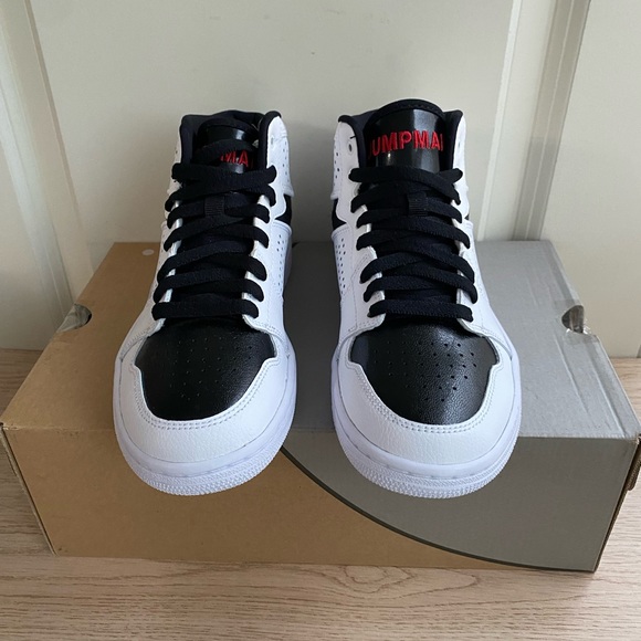 Nike Air Jordan Access White/Black/University Red Kids Sneakers- SZ 5.5, 6 - Picture 6 of 8